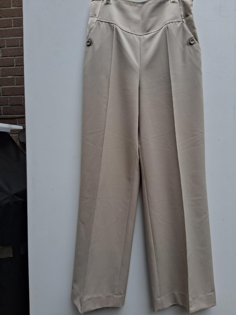 Magaschoni Collection women's straight-leg trousers/dress pants, beige (size 8)